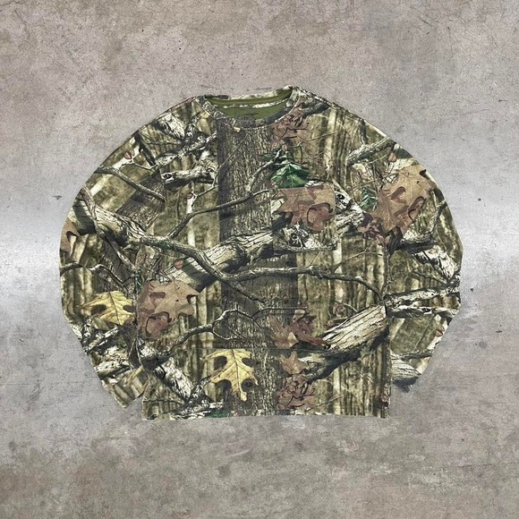 Mossy Oak Other - Y2K Camo green and brown long sleeve shirt Size M